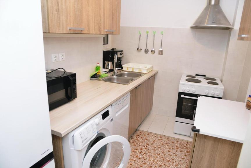 Freatida Apartment Pireu Exterior foto